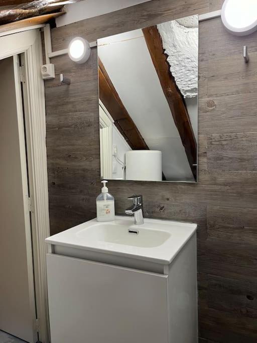 New Quiet Apartment Free Wifi In Gran Via Downtown Madrid Exterior photo
