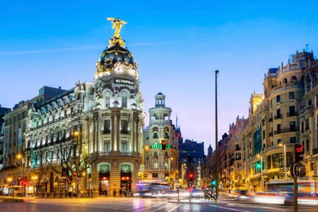 New Quiet Apartment Free Wifi In Gran Via Downtown Madrid Exterior photo
