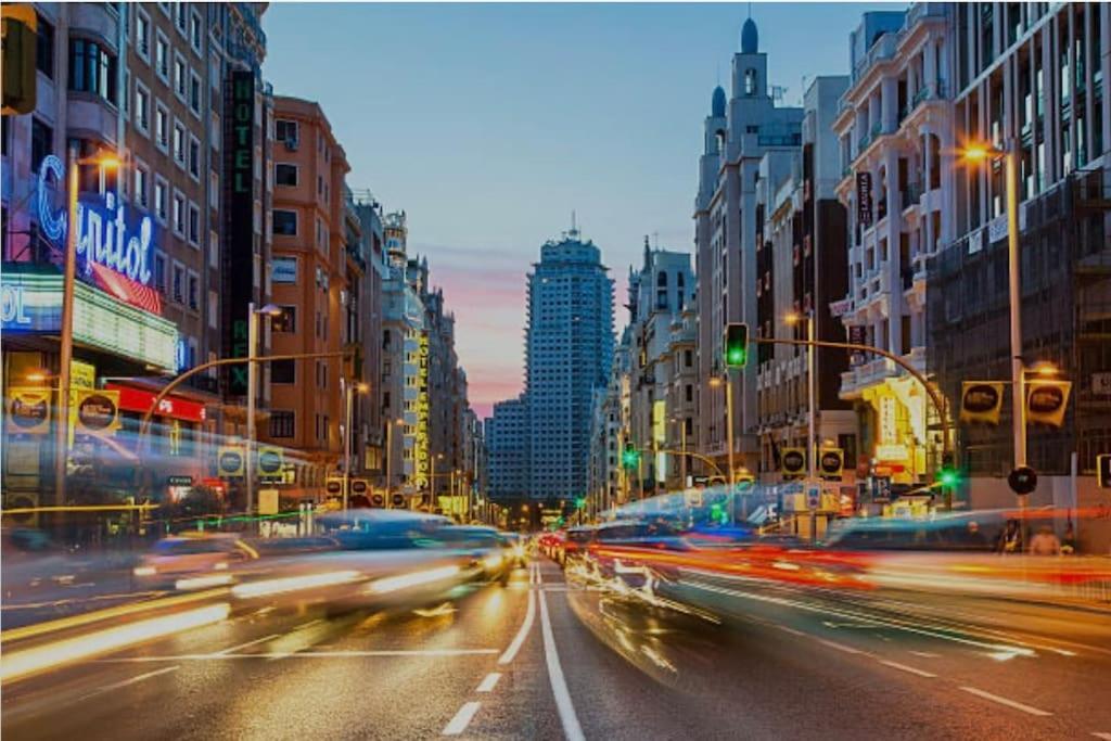 New Quiet Apartment Free Wifi In Gran Via Downtown Madrid Exterior photo